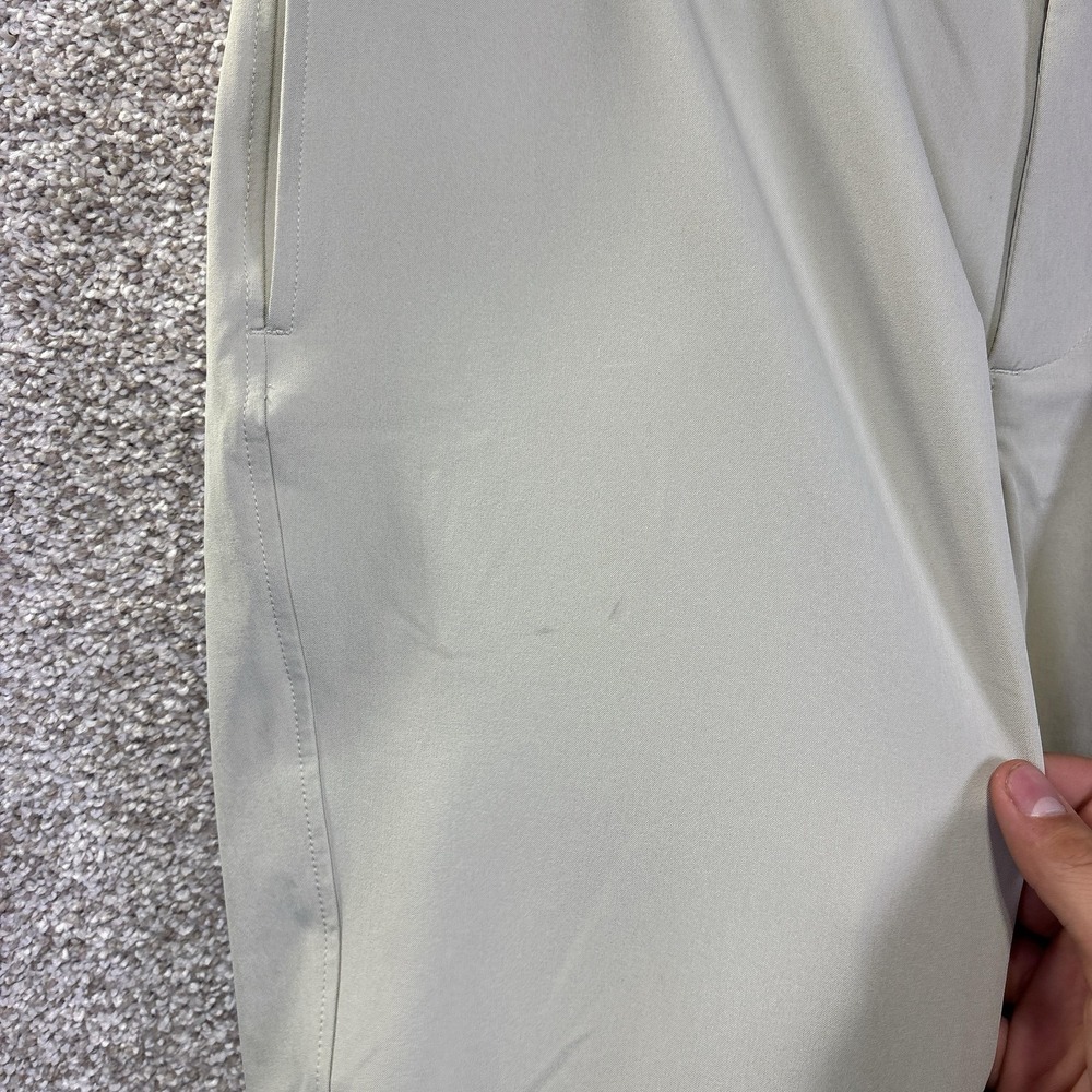 Under Armour Pants Mens 36x30 Beige Stretch Golf Khakis Elastic Waist Casual - Picture 7 of 8